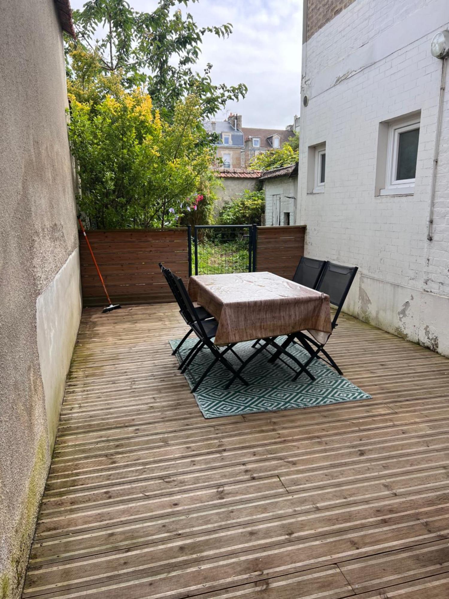 Appartement Hyper Centre Reims Le Gite Du Sorcier Экстерьер фото